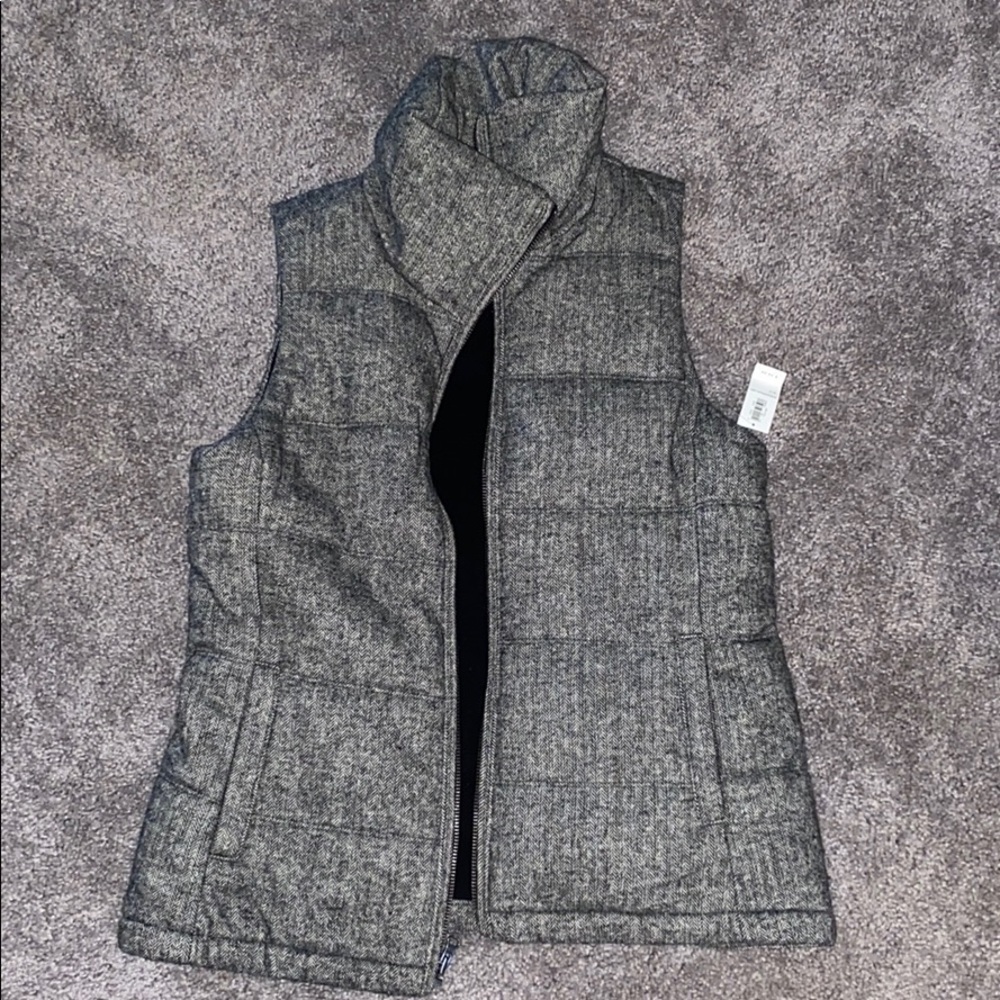 Old navy vest